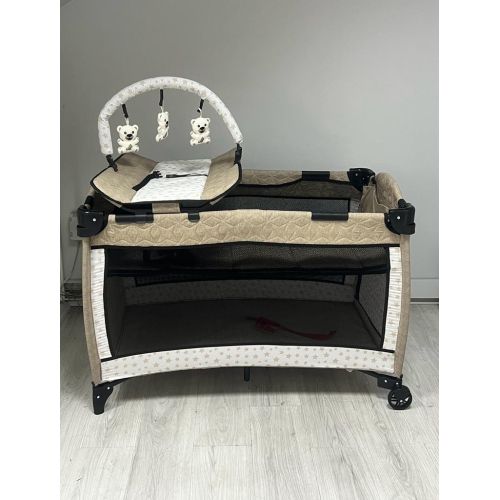 Jusso Park Yatak + Alt Acma + Sallanma Aparatı + Oyuncak ile birlikte (70x110)  Krem